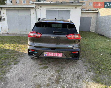 Киа Niro 2019 в Волочиске на Automoto.ua Серый Киа Niro, объемом двигателя 0 л и пробегом 105 тыс. км за 18898 $, фото 10 на Automoto.ua