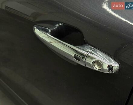 Сірий Кіа Niro, об'ємом двигуна 0 л та пробігом 93 тис. км за 18737 $, фото 11 на Automoto.ua