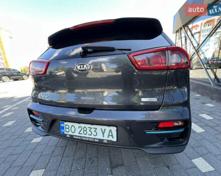 Сірий Кіа Niro, об'ємом двигуна 0 л та пробігом 92 тис. км за 18800 $, фото 8 на Automoto.ua