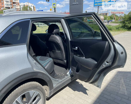 Сірий Кіа Niro, об'ємом двигуна 0 л та пробігом 129 тис. км за 19999 $, фото 42 на Automoto.ua