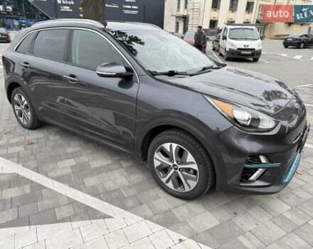 Сірий Кіа Niro, об'ємом двигуна 0 л та пробігом 66 тис. км за 16900 $, фото 4 на Automoto.ua
