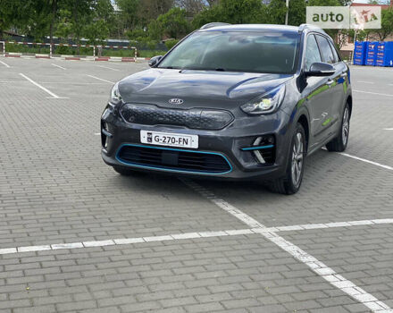 Сірий Кіа Niro, об'ємом двигуна 0 л та пробігом 170 тис. км за 18200 $, фото 44 на Automoto.ua