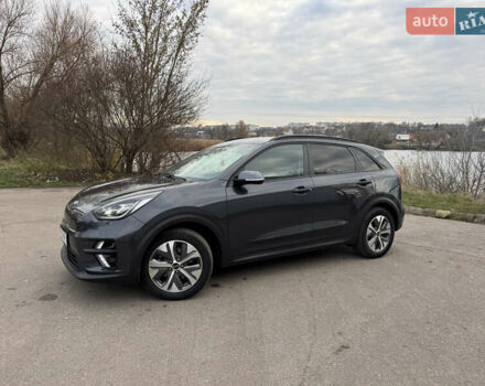 Сірий Кіа Niro, об'ємом двигуна 0 л та пробігом 101 тис. км за 16800 $, фото 2 на Automoto.ua