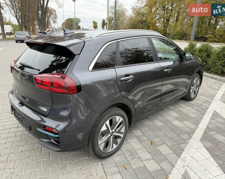 Сірий Кіа Niro, об'ємом двигуна 0 л та пробігом 66 тис. км за 16900 $, фото 3 на Automoto.ua