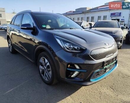 Серый Киа Niro, объемом двигателя 0 л и пробегом 129 тыс. км за 18555 $, фото 3 на Automoto.ua