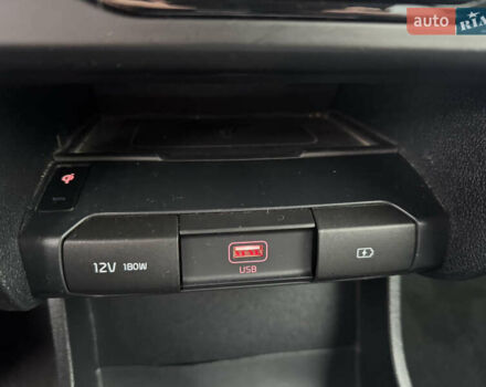 Серый Киа Niro, объемом двигателя 0 л и пробегом 148 тыс. км за 16950 $, фото 59 на Automoto.ua