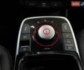 Сірий Кіа Niro, об'ємом двигуна 0 л та пробігом 93 тис. км за 18737 $, фото 20 на Automoto.ua