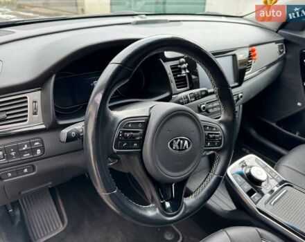 Киа Niro 2019 в Дрогобыче на Automoto.ua Серый Киа Niro, объемом двигателя 0 л и пробегом 139 тыс. км за 17777 $, фото 15 на Automoto.ua