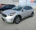 Серый Киа Niro, объемом двигателя 1.58 л и пробегом 131 тыс. км за 3400 $, фото 1 на Automoto.ua