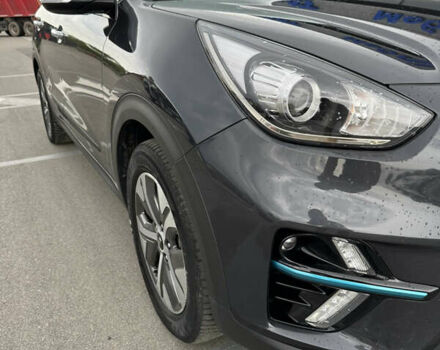 Сірий Кіа Niro, об'ємом двигуна 0 л та пробігом 105 тис. км за 21700 $, фото 8 на Automoto.ua