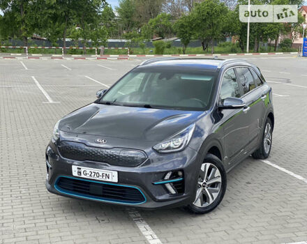 Сірий Кіа Niro, об'ємом двигуна 0 л та пробігом 170 тис. км за 18200 $, фото 8 на Automoto.ua