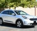 Серый Киа Niro, объемом двигателя 1.6 л и пробегом 49 тыс. км за 12500 $, фото 1 на Automoto.ua