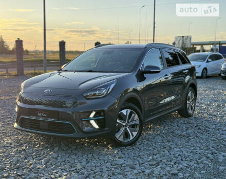 Сірий Кіа Niro, об'ємом двигуна 0 л та пробігом 159 тис. км за 17950 $, фото 1 на Automoto.ua