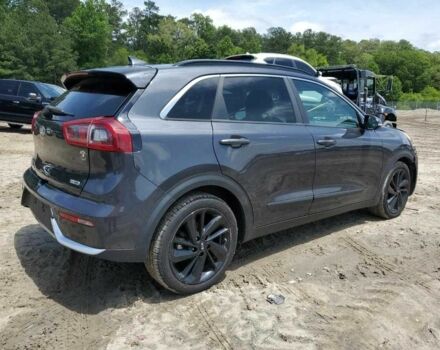 Серый Киа Niro, объемом двигателя 0 л и пробегом 61 тыс. км за 3500 $, фото 2 на Automoto.ua