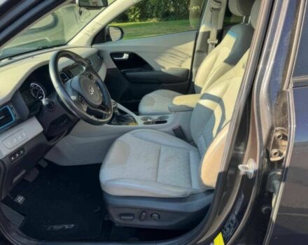Сірий Кіа Niro, об'ємом двигуна 1.6 л та пробігом 34 тис. км за 8800 $, фото 8 на Automoto.ua