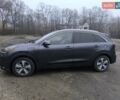 Сірий Кіа Niro, об'ємом двигуна 1.58 л та пробігом 80 тис. км за 21000 $, фото 3 на Automoto.ua