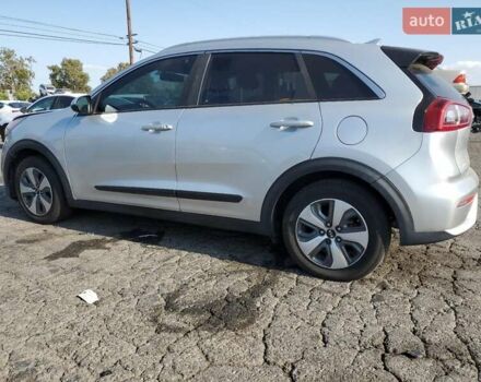 Киа Niro 2019 в Хмельницком на Automoto.ua Серый Киа Niro, объемом двигателя 1.58 л и пробегом 134 тыс. км за 3100 $, фото 1 на Automoto.ua