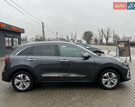 Сірий Кіа Niro, об'ємом двигуна 0 л та пробігом 155 тис. км за 16709 $, фото 11 на Automoto.ua