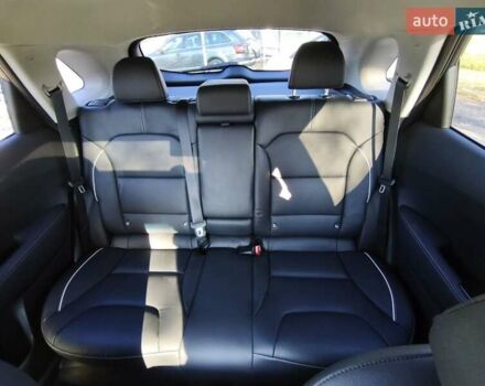 Сірий Кіа Niro, об'ємом двигуна 0 л та пробігом 154 тис. км за 18000 $, фото 47 на Automoto.ua