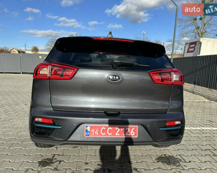 Киа Niro 2019 в Хмельницком на Automoto.ua Серый Киа Niro, объемом двигателя 0 л и пробегом 106 тыс. км за 17500 $, фото 9 на Automoto.ua
