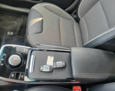 Сірий Кіа Niro, об'ємом двигуна 0 л та пробігом 32 тис. км за 7000 $, фото 8 на Automoto.ua