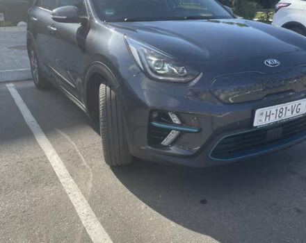 Серый Киа Niro, объемом двигателя 0 л и пробегом 100 тыс. км за 18800 $, фото 12 на Automoto.ua