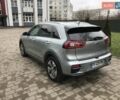 Серый Киа Niro, объемом двигателя 0 л и пробегом 100 тыс. км за 18750 $, фото 5 на Automoto.ua