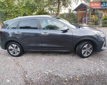 Сірий Кіа Niro, об'ємом двигуна 0 л та пробігом 92 тис. км за 19800 $, фото 8 на Automoto.ua