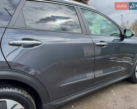 Киа Niro 2019 в Дрогобыче на Automoto.ua Серый Киа Niro, объемом двигателя 0 л и пробегом 139 тыс. км за 17777 $, фото 8 на Automoto.ua
