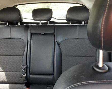 Серый Киа Niro, объемом двигателя 0 л и пробегом 61 тыс. км за 3500 $, фото 9 на Automoto.ua