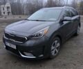 Сірий Кіа Niro, об'ємом двигуна 1.58 л та пробігом 80 тис. км за 21000 $, фото 2 на Automoto.ua