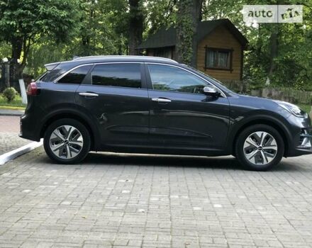 Сірий Кіа Niro, об'ємом двигуна 0 л та пробігом 123 тис. км за 18250 $, фото 20 на Automoto.ua