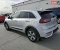 Серый Киа Niro, объемом двигателя 1.58 л и пробегом 131 тыс. км за 3400 $, фото 1 на Automoto.ua