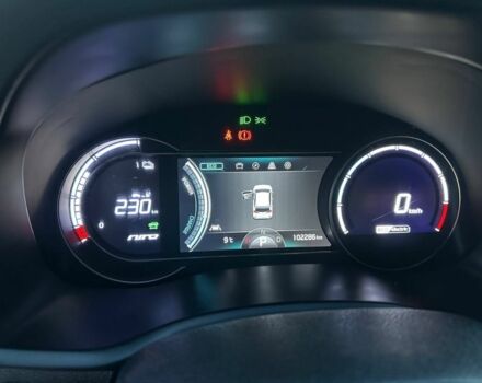 Киа Niro 2019 в Киеве на Automoto.ua Серый Киа Niro, объемом двигателя 0 л и пробегом 102 тыс. км за 16128 $, фото 11 на Automoto.ua