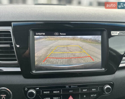 Серый Киа Niro, объемом двигателя 0 л и пробегом 157 тыс. км за 16999 $, фото 55 на Automoto.ua