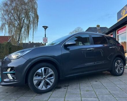 Киа Niro 2019 в Киеве на Automoto.ua Серый Киа Niro, объемом двигателя 0 л и пробегом 102 тыс. км за 16128 $, фото 2 на Automoto.ua