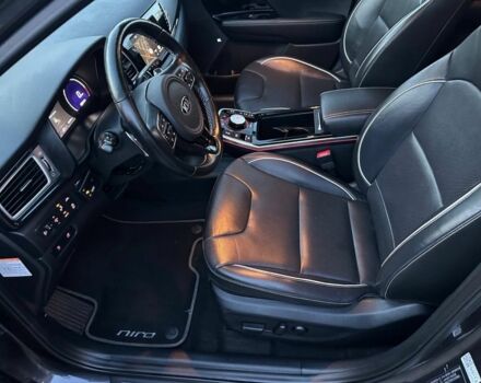 Киа Niro 2019 в Киеве на Automoto.ua Серый Киа Niro, объемом двигателя 0 л и пробегом 102 тыс. км за 16128 $, фото 8 на Automoto.ua