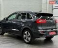 Сірий Кіа Niro, об'ємом двигуна 0 л та пробігом 93 тис. км за 18737 $, фото 5 на Automoto.ua