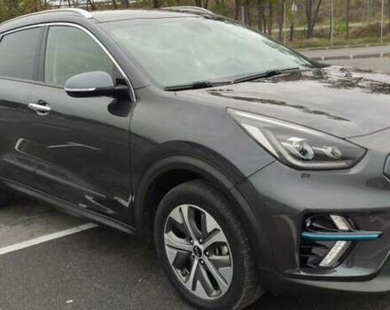 Киа Niro 2019 в Днепре (Днепропетровске) на Automoto.ua Серый Киа Niro, объемом двигателя 0 л и пробегом 149 тыс. км за 17800 $, фото 5 на Automoto.ua