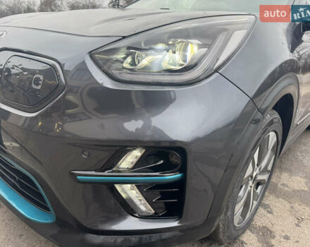 Серый Киа Niro, объемом двигателя 0 л и пробегом 148 тыс. км за 16950 $, фото 20 на Automoto.ua