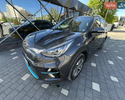 Сірий Кіа Niro, об'ємом двигуна 0 л та пробігом 92 тис. км за 18800 $, фото 3 на Automoto.ua
