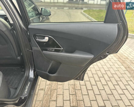 Серый Киа Niro, объемом двигателя 0 л и пробегом 157 тыс. км за 16999 $, фото 46 на Automoto.ua