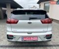Сірий Кіа Niro, об'ємом двигуна 0 л та пробігом 110 тис. км за 16400 $, фото 5 на Automoto.ua