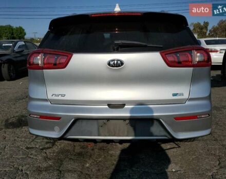 Киа Niro 2019 в Хмельницком на Automoto.ua Серый Киа Niro, объемом двигателя 1.58 л и пробегом 134 тыс. км за 3100 $, фото 5 на Automoto.ua