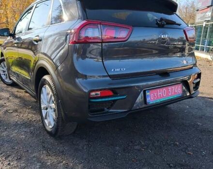 Сірий Кіа Niro, об'ємом двигуна 0 л та пробігом 154 тис. км за 18000 $, фото 7 на Automoto.ua