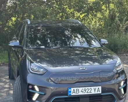 Сірий Кіа Niro, об'ємом двигуна 0 л та пробігом 145 тис. км за 18700 $, фото 4 на Automoto.ua