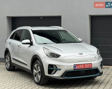Сірий Кіа Niro, об'ємом двигуна 0 л та пробігом 139 тис. км за 17200 $, фото 16 на Automoto.ua