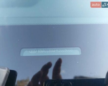 Серый Киа Niro, объемом двигателя 0 л и пробегом 118 тыс. км за 18944 $, фото 1 на Automoto.ua