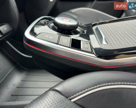 Серый Киа Niro, объемом двигателя 0 л и пробегом 70 тыс. км за 19350 $, фото 27 на Automoto.ua