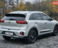 Серый Киа Niro, объемом двигателя 1.6 л и пробегом 115 тыс. км за 16700 $, фото 5 на Automoto.ua